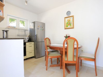 Apartment One bedroom apartment with terrace and sea view Mavarštica, Čiovo A-18651-a - Outdoor photo 9