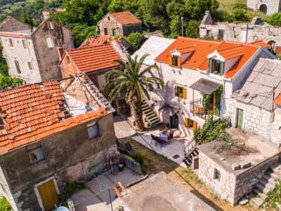 Holiday house Two bedroom house with terrace and sea view Gornja Podgora, Makarska K-16835 - Outdoor photo 3