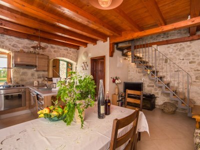 Holiday house Two bedroom house with terrace and sea view Gornja Podgora, Makarska K-16835 - Outdoor photo 13