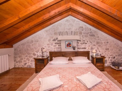 Holiday house Two bedroom house with terrace and sea view Gornja Podgora, Makarska K-16835 - Outdoor photo 25