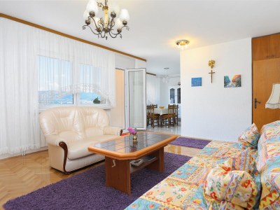 Apartment Two bedroom apartment near beach Arbanija, Čiovo A-18661-a - Outdoor photo 14