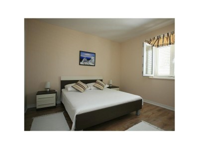 Holiday house Four-bedroom house with terrace and sea view Sumartin, Brač K-16842 - Outdoor photo 17