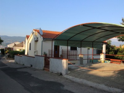 Apartment Two bedroom apartment with terrace Šilo, Krk A-18689-a - Outdoor photo 2