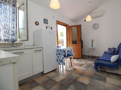 Apartment Two bedroom apartment with terrace Šilo, Krk A-18689-a - Outdoor photo 3