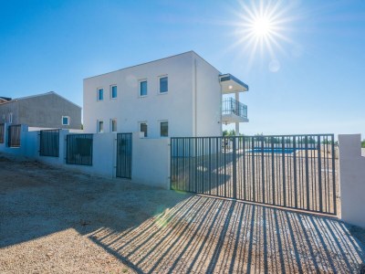 Holiday house Three bedroom house with terrace and sea view Vir - Torovi - Vir - Pedinka, Vir K-18732 - Outdoor photo 2