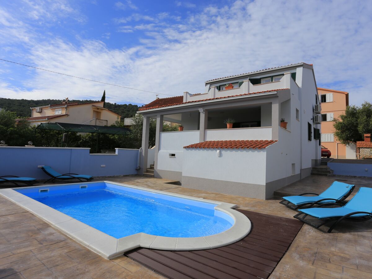 Holiday house Four-bedroom house with terrace and sea view Slatine, Čiovo K-17231 - Outdoor photo 5