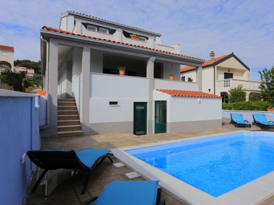 Holiday house Four-bedroom house with terrace and sea view Slatine, Čiovo K-17231 - Outdoor photo 6