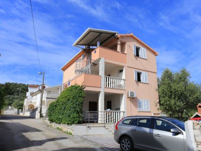 Apartment Two bedroom apartment with terrace and sea view Slatine, Čiovo A-17234-a - Outdoor photo 2