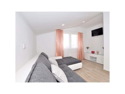 Apartment Two bedroom apartment with terrace and sea view Slatine, Čiovo A-17234-a - Outdoor photo 10