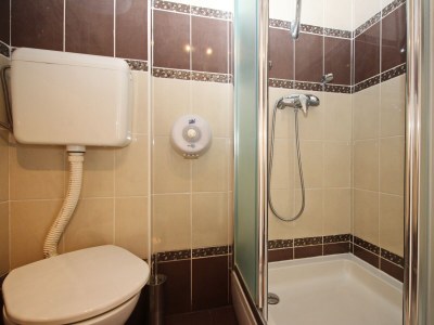 Apartment Two bedroom apartment near beach Baška, Krk A-18862-a - Outdoor photo 15