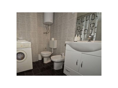 Apartment Three bedroom apartment near beach Sustjepan, Dubrovnik A-17308-a - Outdoor photo 25