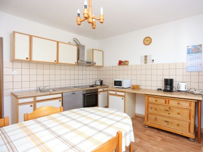 Apartment Three bedroom apartment with balcony and sea view Arbanija, Čiovo A-17332-a - Outdoor photo 15