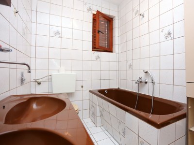 Apartment Three bedroom apartment with balcony and sea view Arbanija, Čiovo A-17332-a - Outdoor photo 23