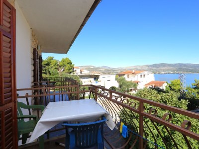 Apartment Three bedroom apartment with balcony and sea view Arbanija, Čiovo A-17332-a - Outdoor photo 34