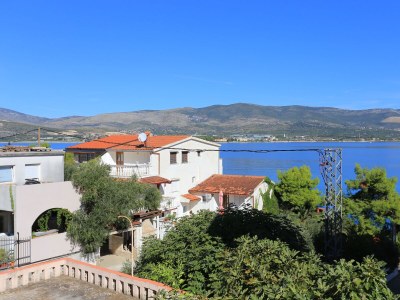 Apartment Three bedroom apartment with balcony and sea view Arbanija, Čiovo A-17332-a - Outdoor photo 36