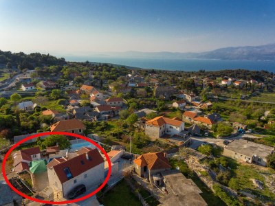 Holiday house Three bedroom house with balcony and sea view Škrip, Brač K-17345 - Outdoor photo 5