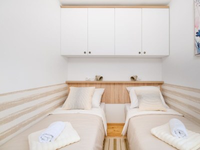 Holiday house Three bedroom house with balcony and sea view Škrip, Brač K-17345 - Outdoor photo 42