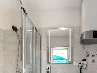 Holiday house Three bedroom house with balcony and sea view Škrip, Brač K-17345 - Outdoor photo 54