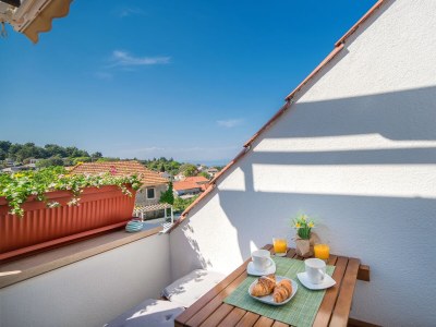 Holiday house Three bedroom house with balcony and sea view Škrip, Brač K-17345 - Outdoor photo 57