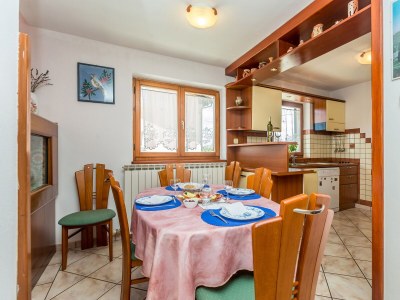 Apartment Two bedroom apartment with terrace Viškovo, Rijeka A-18894-a - Outdoor photo 12