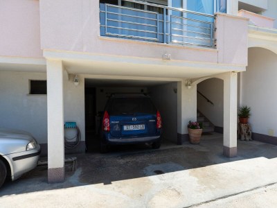 Apartment Two bedroom apartment with terrace and sea view Duće, Omiš A-18897-a - Outdoor photo 3