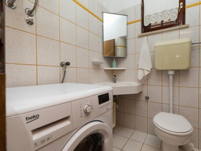 Apartment Two bedroom apartment with terrace and sea view Duće, Omiš A-18897-a - Outdoor photo 21