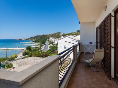 Apartment Two bedroom apartment with terrace and sea view Duće, Omiš A-18897-a - Outdoor photo 25
