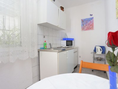 Apartment Two bedroom apartment with terrace and sea view Omiš A-18919-a - Outdoor photo 9