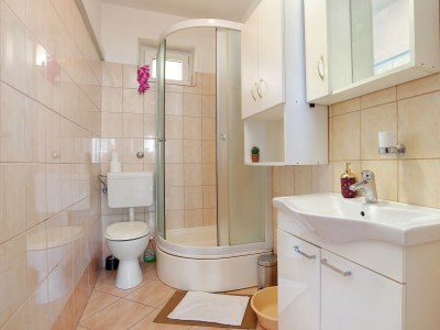 Apartment Two bedroom apartment with terrace and sea view Omiš A-18919-a - Outdoor photo 14