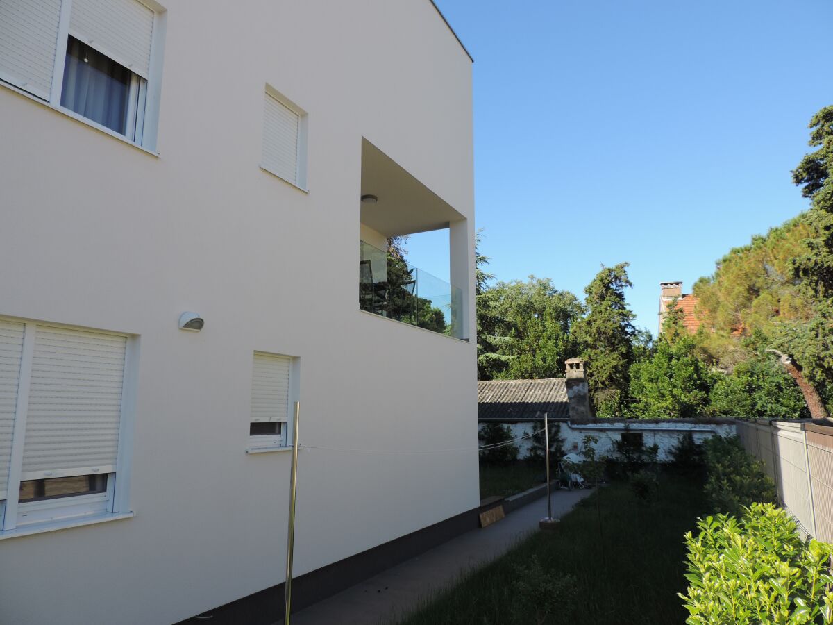 Apartment Two bedroom apartment with balcony Zadar A-17355-a - Outdoor photo 2