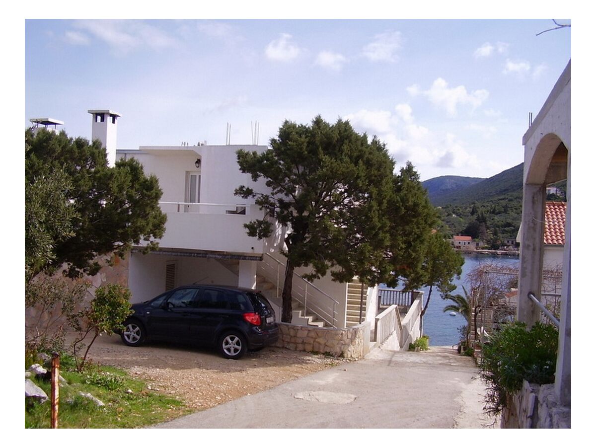 Apartment One bedroom apartment near beach Cove Pokrivenik, Hvar A-18955-a - Outdoor photo 2