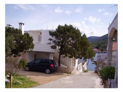Apartment One bedroom apartment near beach Cove Pokrivenik, Hvar A-18955-a - Outdoor photo 2