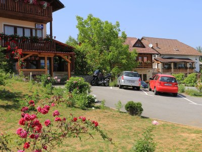 Apartment Family-friendly apartments with swimming pool Grabovac, Plitvice - 17532 - Family-friendly apartments with swimming pool Grabovac, Plitvice - 17532 - Outdoor photo 11