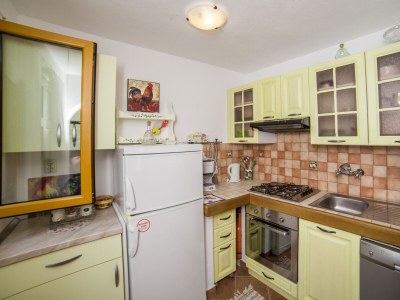 Holiday house One bedroom house with terrace and sea view Gornja Podgora, Makarska K-18984 - Outdoor photo 10