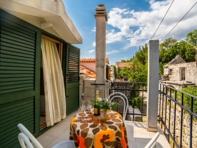 Holiday house One bedroom house with terrace and sea view Gornja Podgora, Makarska K-18984 - Outdoor photo 19