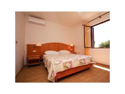 Apartment Family friendly seaside apartments Dingač - Borak, Pelješac - 18065 - Family friendly seaside apartments Dingač - Borak, Pelješac - 18065 in Potomje - Apartment