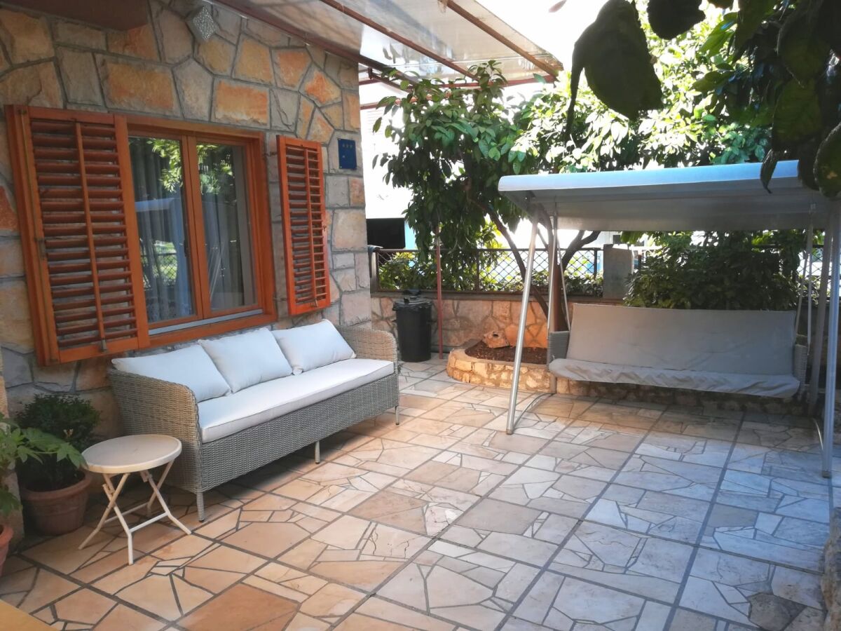 Holiday house Four-bedroom house with terrace Svirče, Hvar K-17682 - Outdoor photo 4