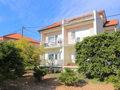 Apartment Two bedroom apartment with terrace Trogir A-18116-a in Trogir - Apartment