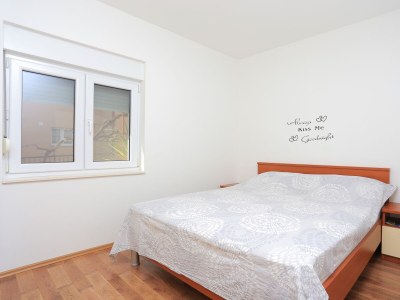 Apartment Two bedroom apartment with terrace Trogir A-18116-a - Outdoor photo 20