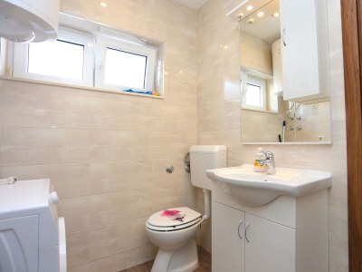 Apartment Two bedroom apartment with terrace Trogir A-18116-a - Outdoor photo 23