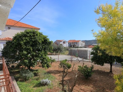 Apartment Two bedroom apartment with terrace Trogir A-18116-a - Outdoor photo 34