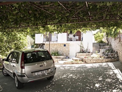 Apartment Two bedroom apartment with terrace and sea view Kanica, Rogoznica A-18134-a - Outdoor photo 2