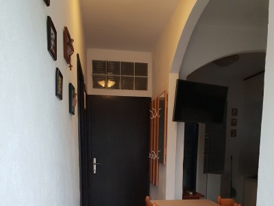 Apartment Two bedroom apartment with terrace Sutivan, Brač A-17825-a - Outdoor photo 2