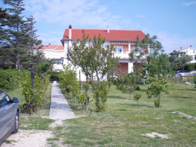 Apartment Two bedroom apartment with balcony and sea view Kampor, Rab A-17886-a - Outdoor photo 22