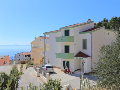 Apartment One bedroom apartment with balcony and sea view Makarska A-18213-a - Outdoor photo 2