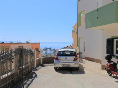 Apartment One bedroom apartment with balcony and sea view Makarska A-18213-a - Outdoor photo 12