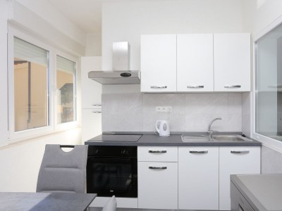 Apartment One bedroom apartment with balcony and sea view Makarska A-18213-a - Outdoor photo 21