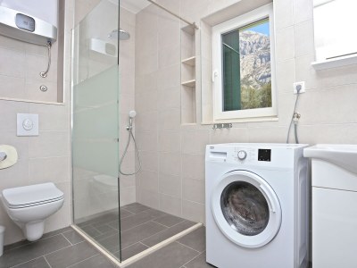 Apartment One bedroom apartment with balcony and sea view Makarska A-18213-a - Outdoor photo 26