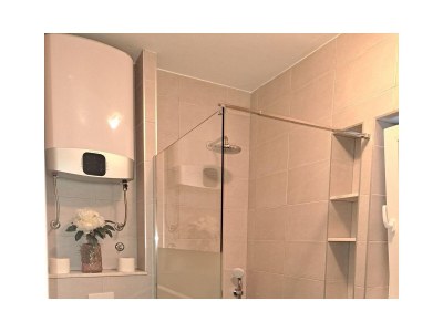 Apartment One bedroom apartment with balcony and sea view Makarska A-18213-a - Outdoor photo 27