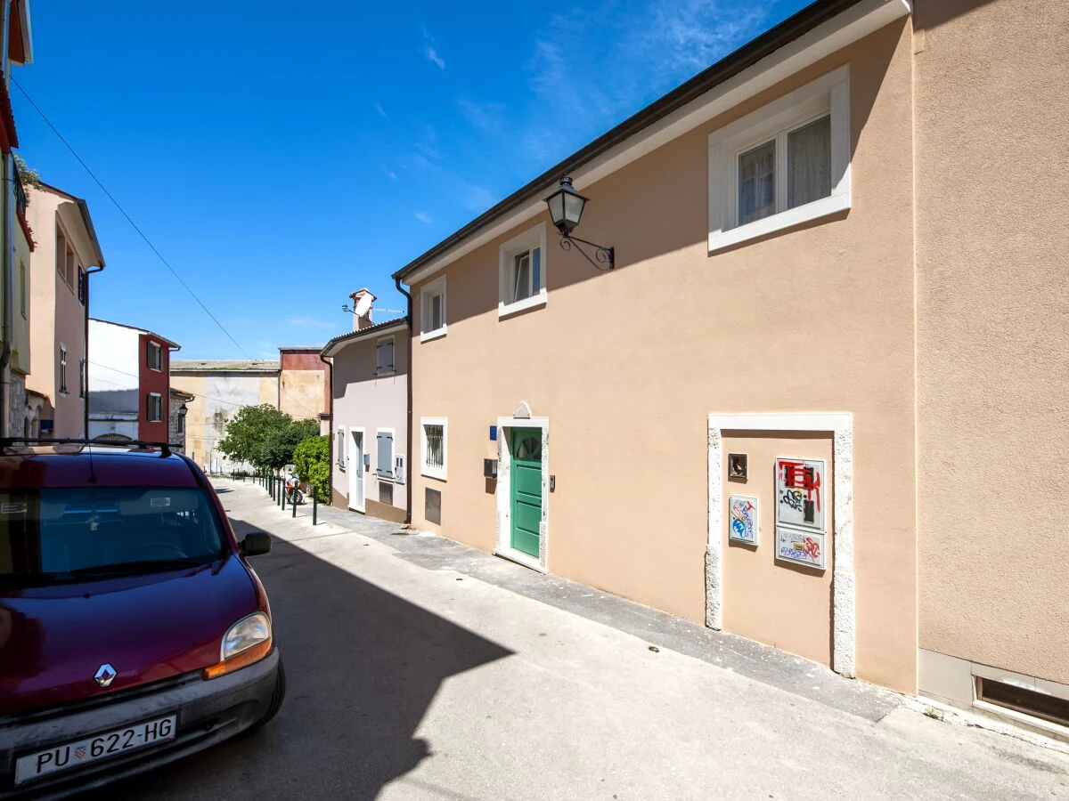 Apartment One bedroom apartment with air-conditioning Rovinj A-17935-b - Outdoor photo 3